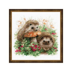 Riolis Embroidery kit Hedgehogs in Lingonberries
