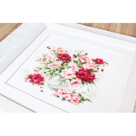 Luca-S Embroidery kit Peonies 3